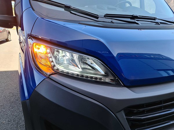 Côté clignotants, faut-il remplacer la centrale sur Fiat Ducato et Ford Transit ?