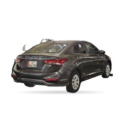 HYUNDAI Accent 3 med tre volumener (MC)