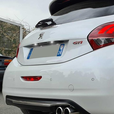 Pakke LED nummerskilt Peugeot 208 (2012 til 2019)