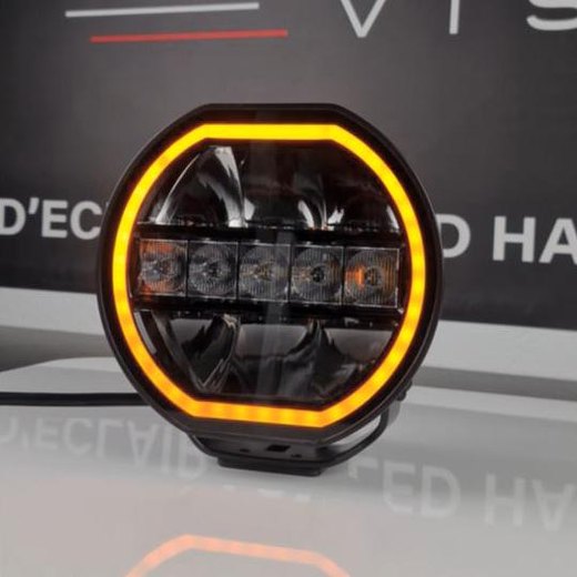 LED-frontlykt Helios XR110W, Stor & Lang rekkevidde, hvitt og oransje parkeringslys. LED-frontlykt Helios XR110W, Stor & Lang rekkevidde, hvitt og oransje parkeringslys.