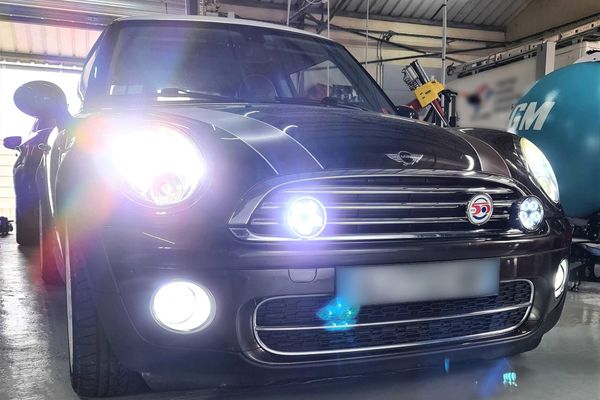 LED osvětlení na MINI Cooper D (R56), fotografie 3 z 10