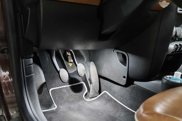 LED osvětlení na MINI Cooper D (R56), fotografie 7 z 10