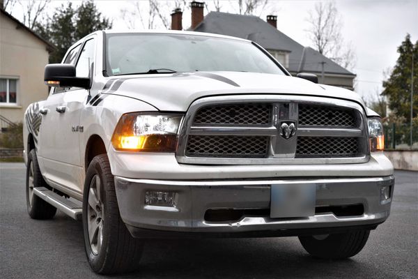 Φωτισμός LED για Dodge RAM 5.7 V8 Hemi, φωτογραφία 2 από 6