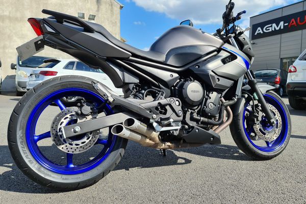 LED osvětlení na Yamaha XJ600, fotografie 5 z 6
