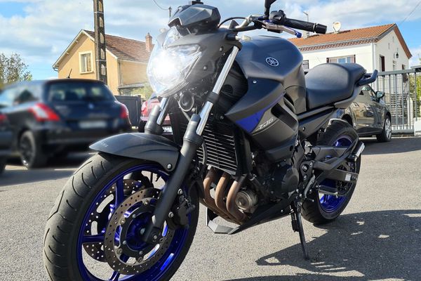 LED osvětlení na Yamaha XJ600, fotografie 2 z 6