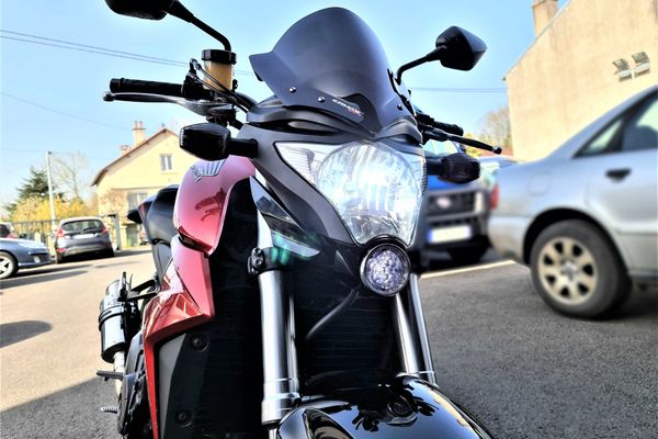 LED osvětlení na Honda CB1000R, fotografie 5 z 11