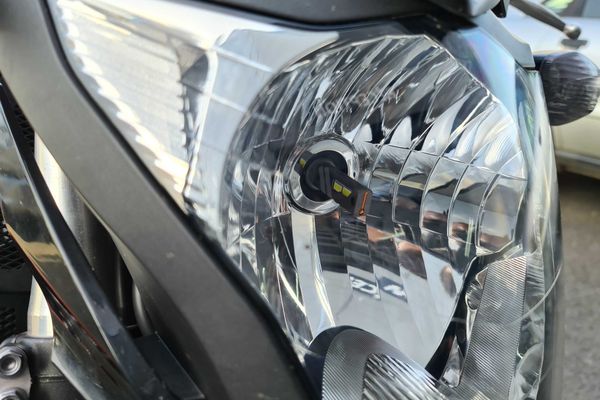 LED osvětlení na Honda CB1000R, fotografie 9 z 11