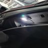LED-sarja Renault Mégane 3:n hansikaslokeroon (2008–2016)