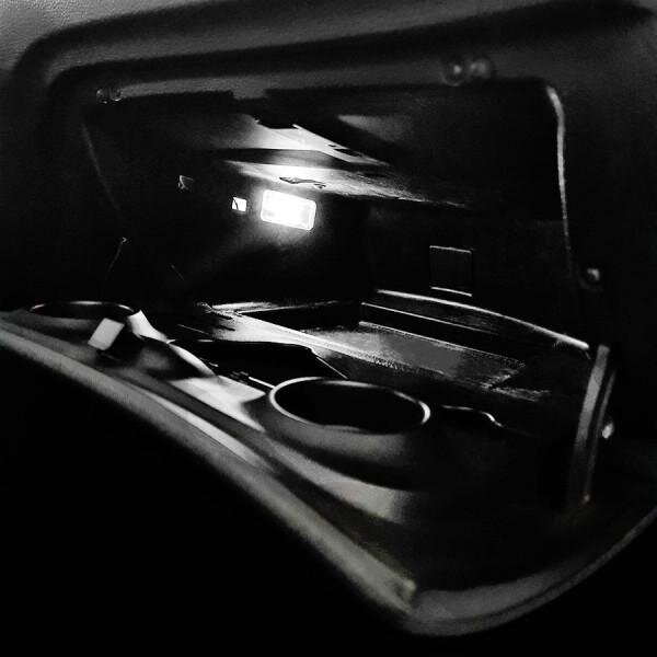 LED-Paket Handschuhfach Peugeot 208 2012 bis 2019 LED-Paket Handschuhfach Peugeot 208 2012 bis 2019