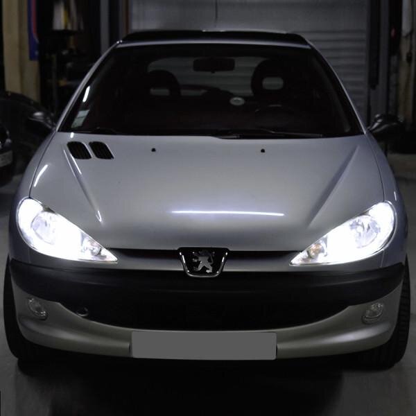 LED-Abblendlicht-Set Peugeot 206 (1998 bis 2009) - mit H7-Lampe LED-Abblendlicht-Set Peugeot 206 (1998 bis 2009) - mit H7-Lampe